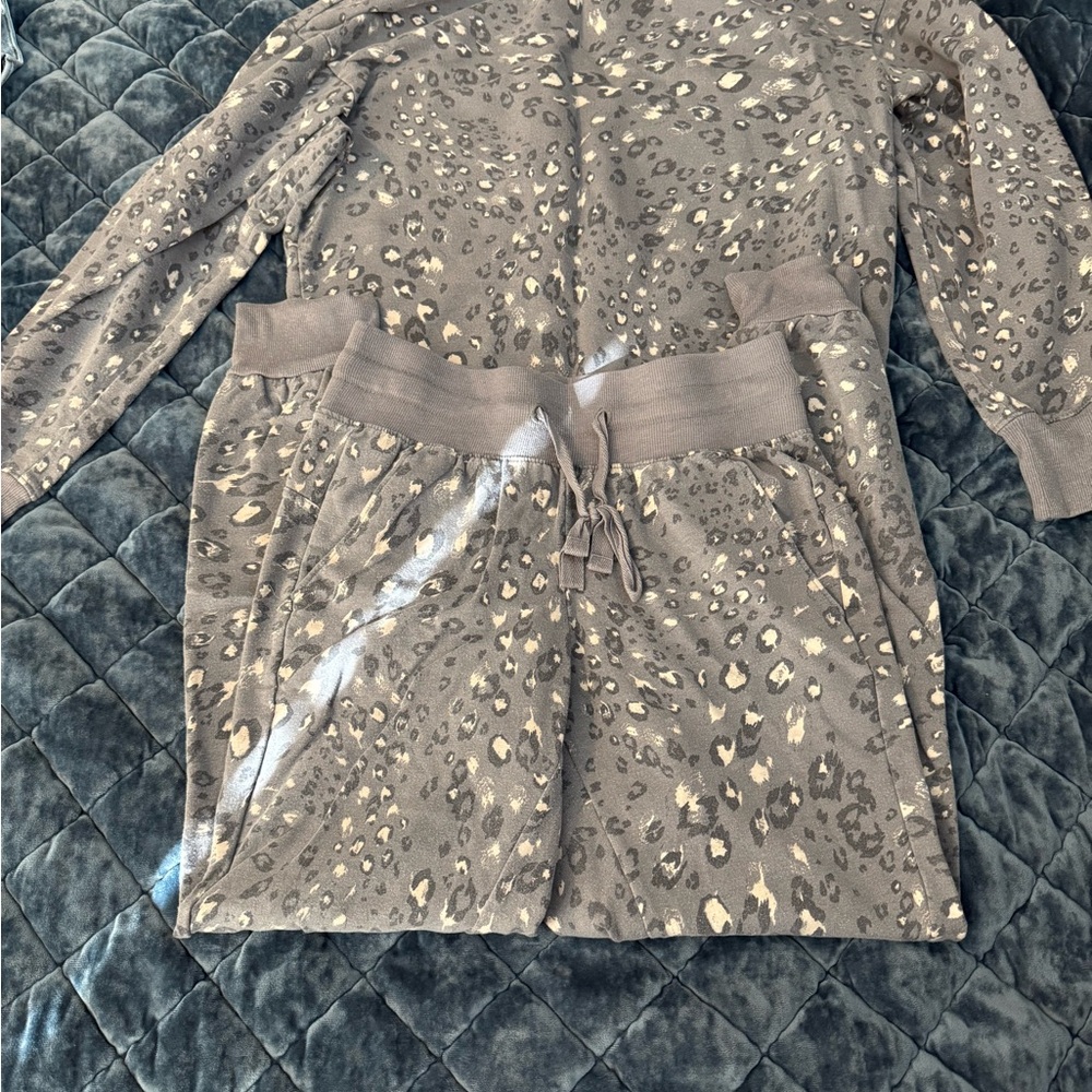 Leopard Print Lounge Set by Zella